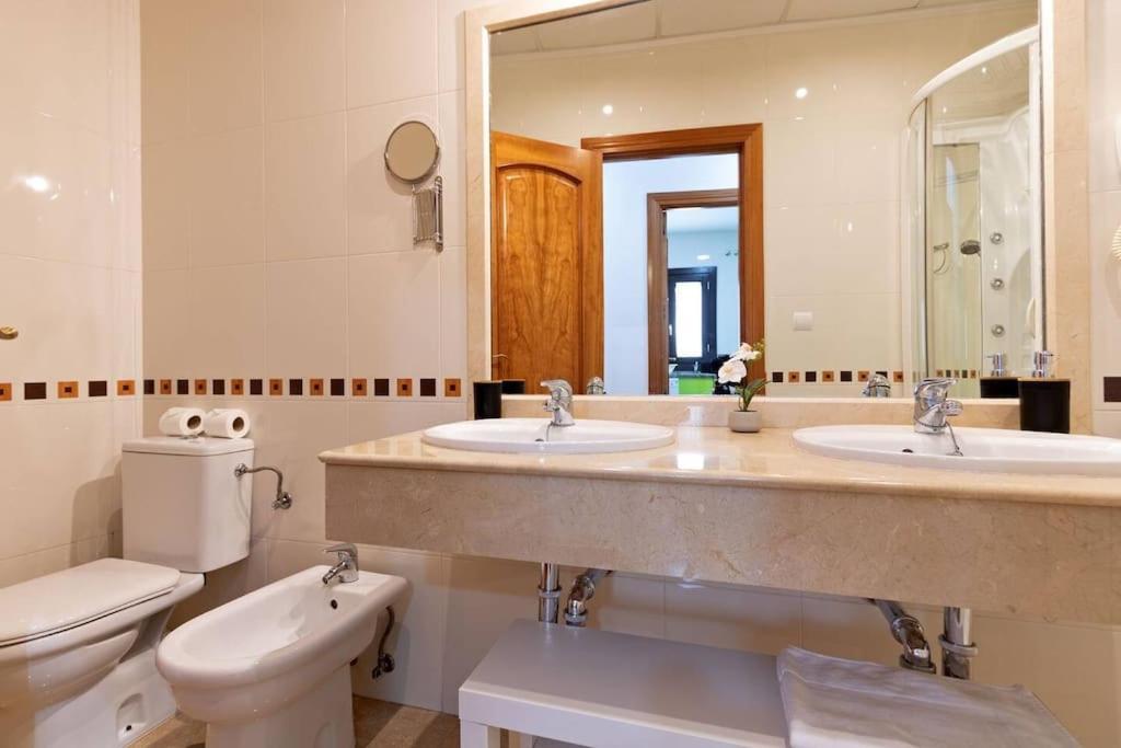 סביליה Jdcbi - Peaceful Lovely Apartment In City Center מראה חיצוני תמונה