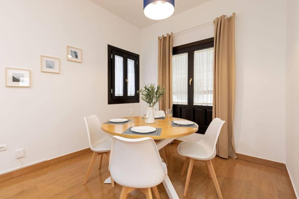 סביליה Jdcbi - Peaceful Lovely Apartment In City Center מראה חיצוני תמונה